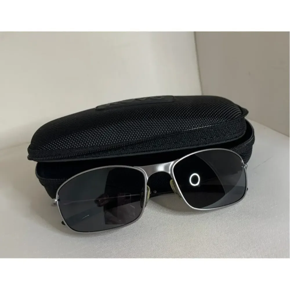 Revo Men's Descend Sunglasses with Dark Polarized Lens and Hard Case